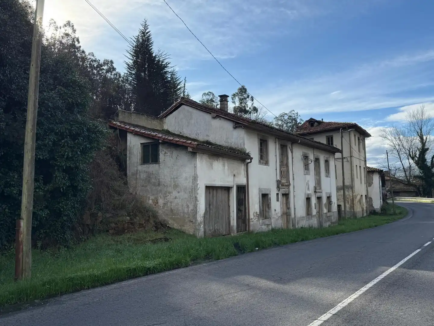 Außenansicht von Einfamilien-Reihenhaus zum Verkauf in Grado mit Abstellraum