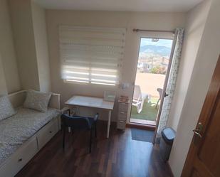 Dormitori de Pis per a compartir en Ogíjares amb Aire condicionat i Terrassa