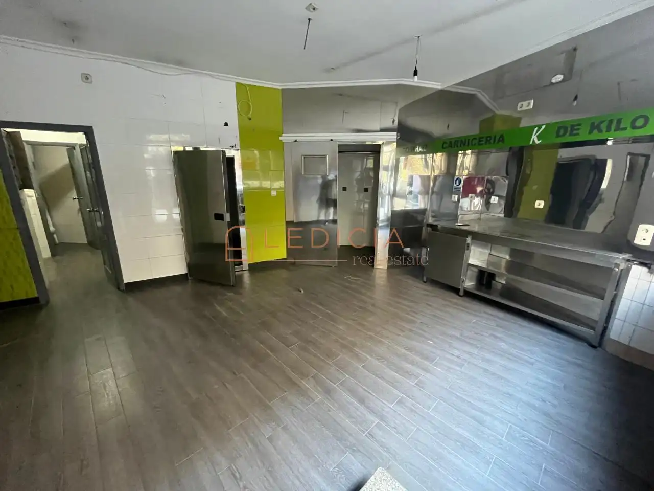 Local comercial de lloguer a Centro Urbano, imagen 2