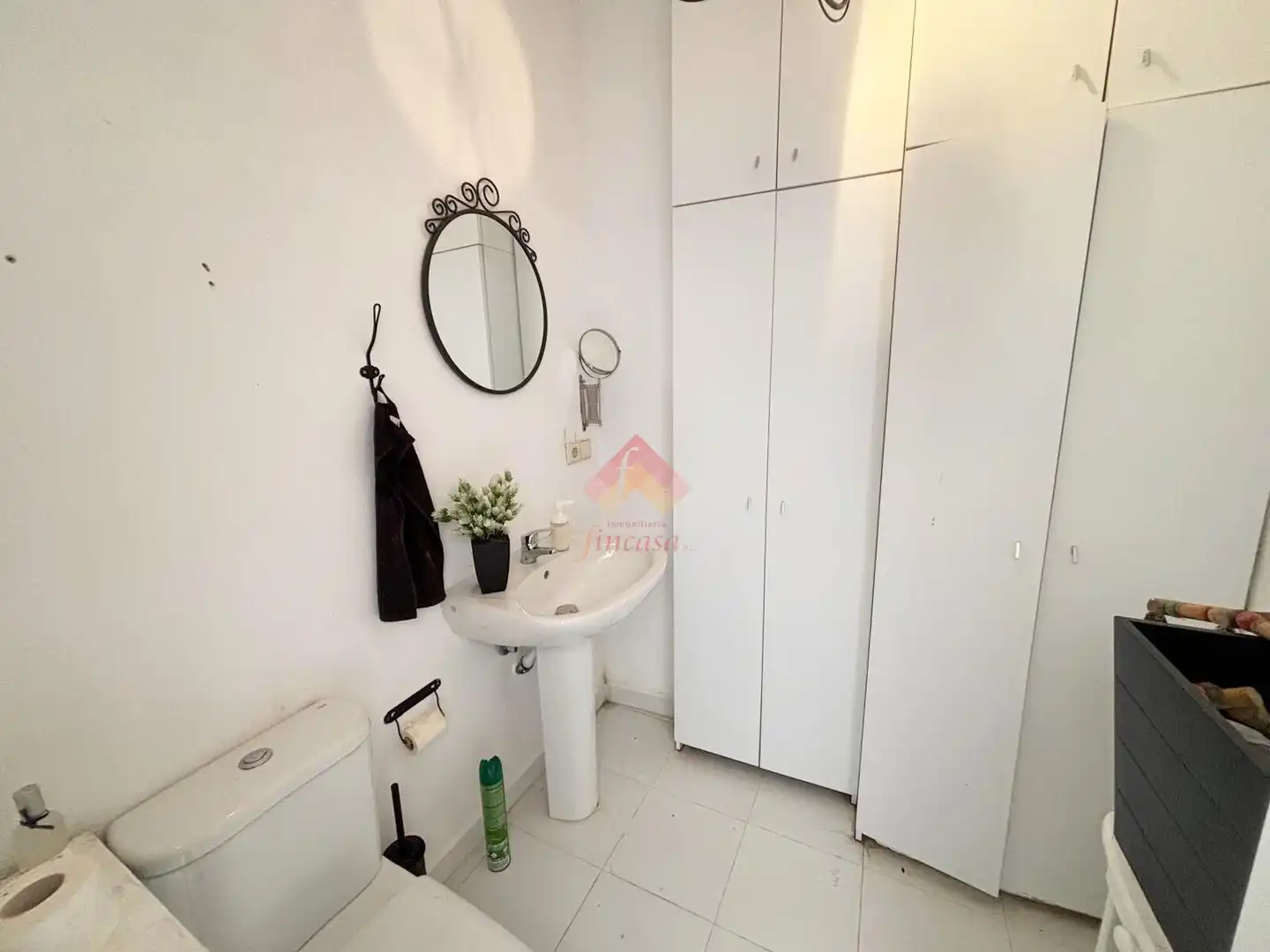 Bathroom of Ground floor for sale in Ronda  with Air Conditioner, Parquet flooring and Furnished
