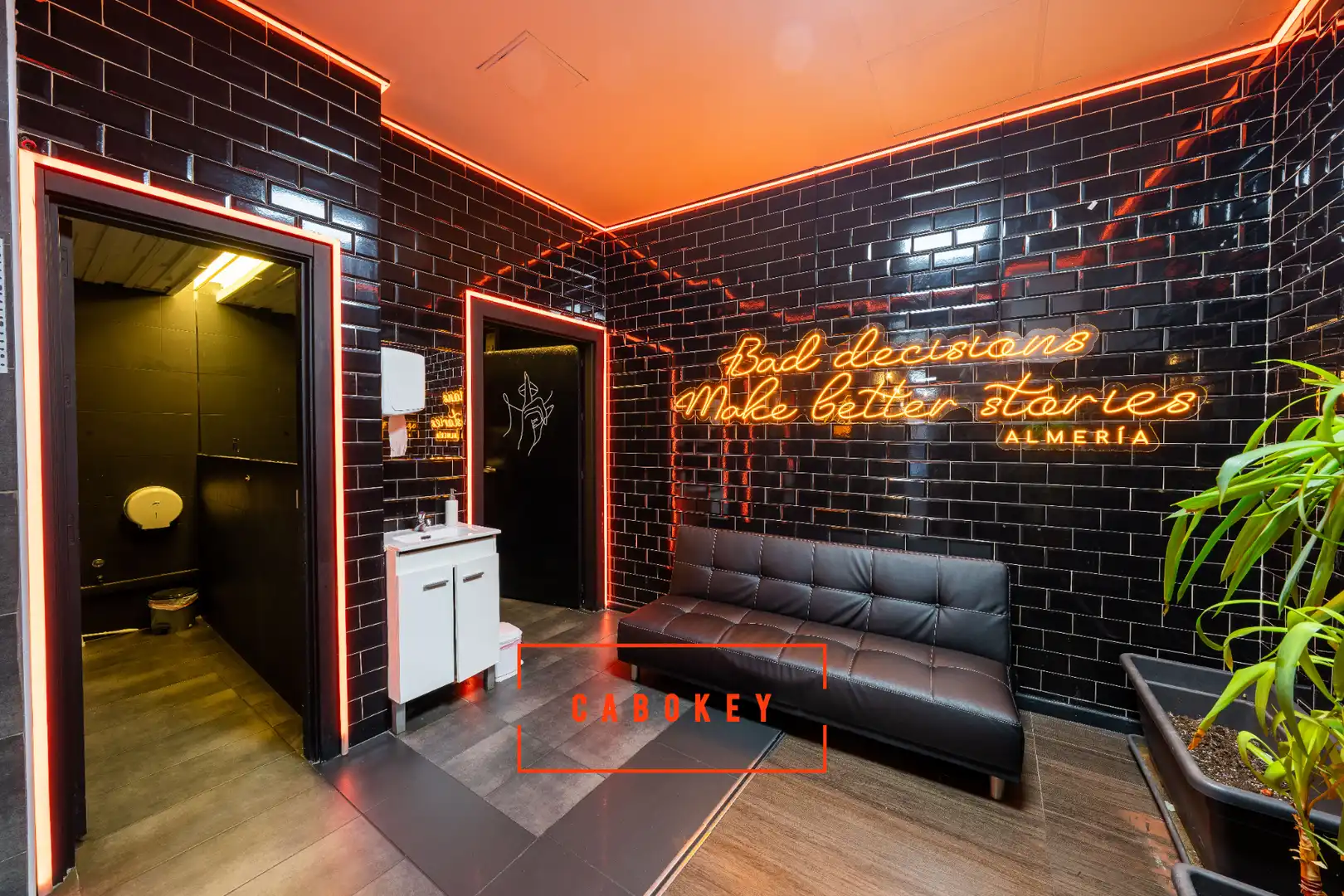 Business premises for transfer in Calle Martínez Almagro, imagen 16