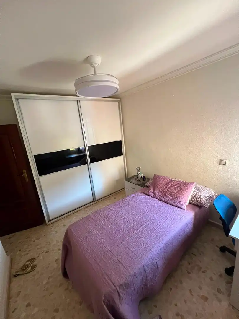 Piso de alquiler en Tiro de Línea