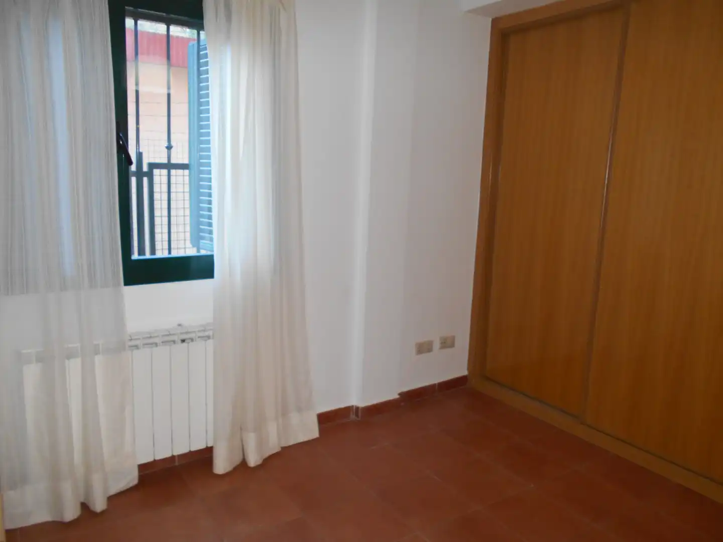 Habitación de Piso en venta en Chiloeches con Calefacción y Amueblado