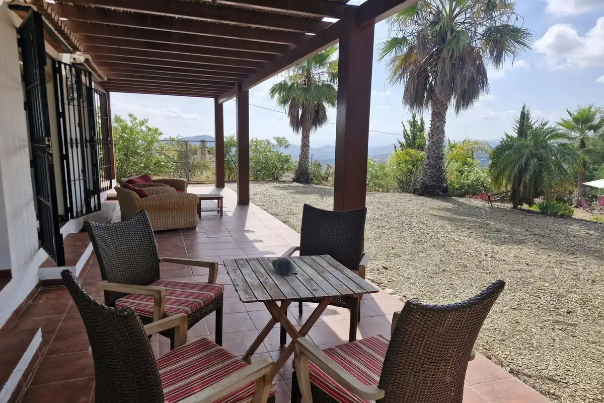 Terrassa de Finca rústica en venda en Tolox amb Jardí privat, Terrassa i Piscina