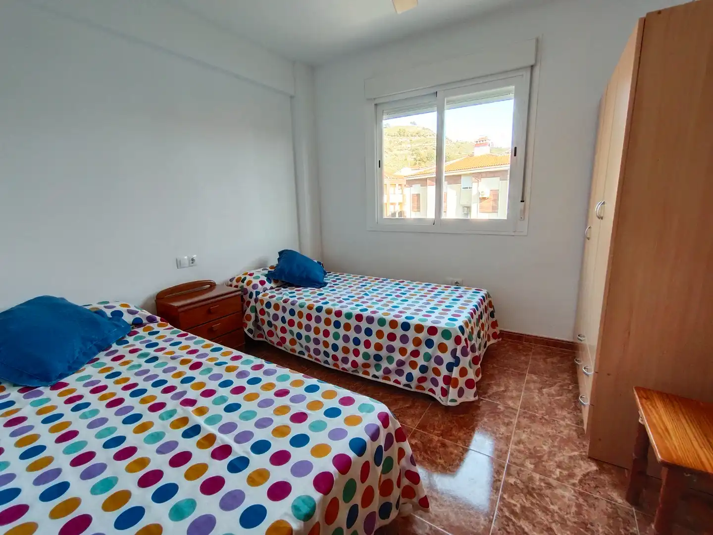 Schlafzimmer von Dachboden zum Verkauf in Torrenueva Costa mit Terrasse, Möbliert und Waschmaschine