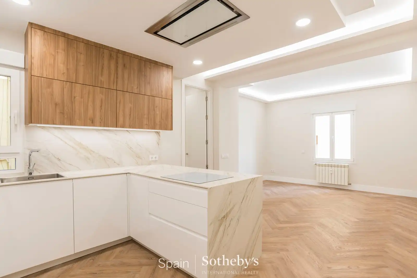 Cocina de Apartamento en venta en Madrid con Aire acondicionado, Calefacción y Trastero