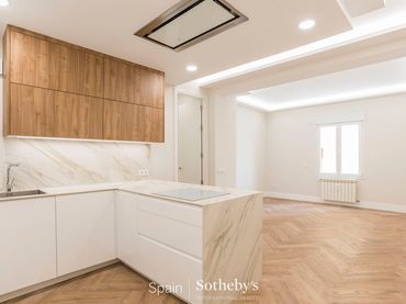 Apartment mit Aufzug zum Verkauf in Calle de Fernán González