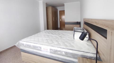 Foto 2 de Piso de alquiler en Novelda, Alicante