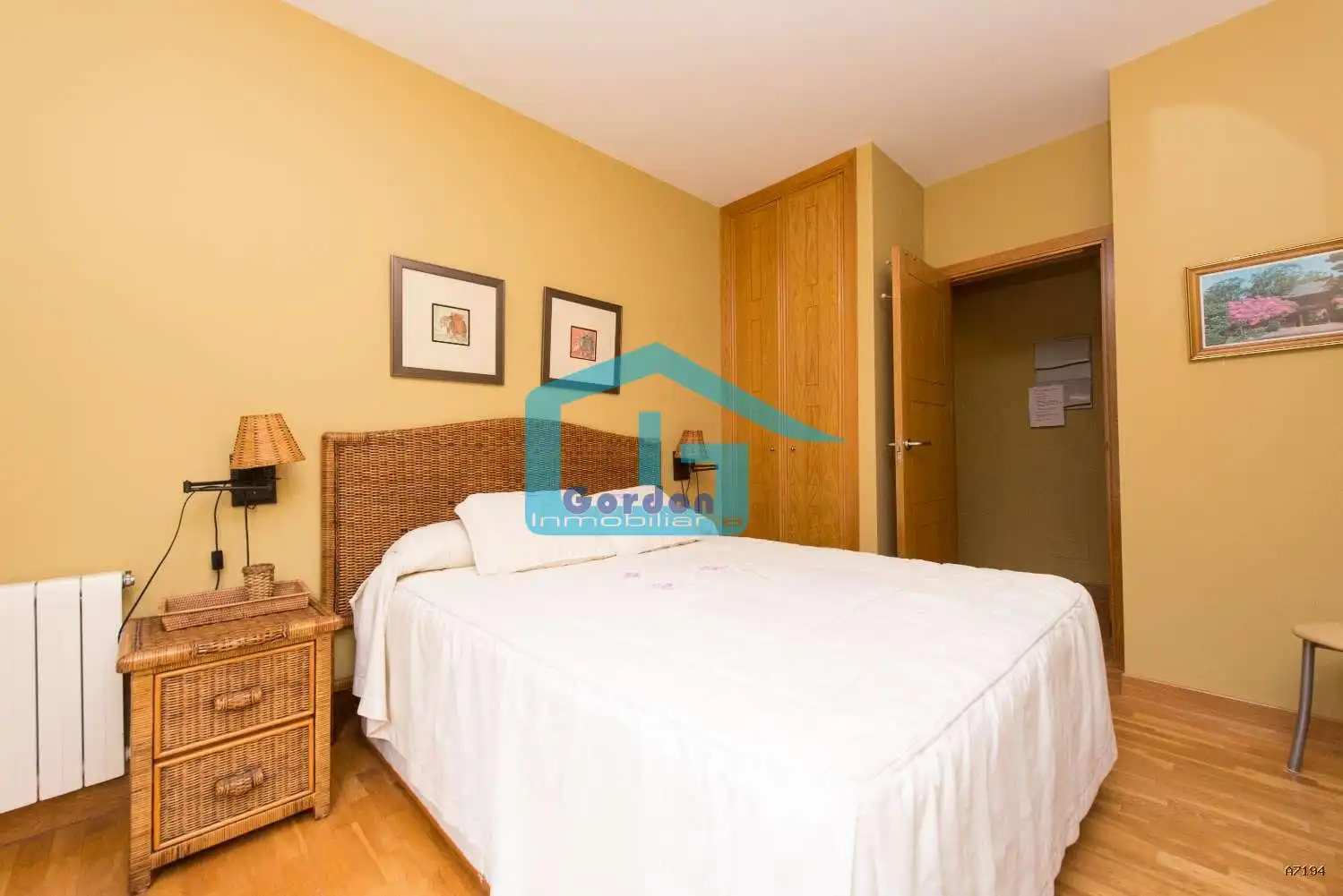Habitación de Piso en venta en O Grove   con Calefacción, Terraza y Piscina