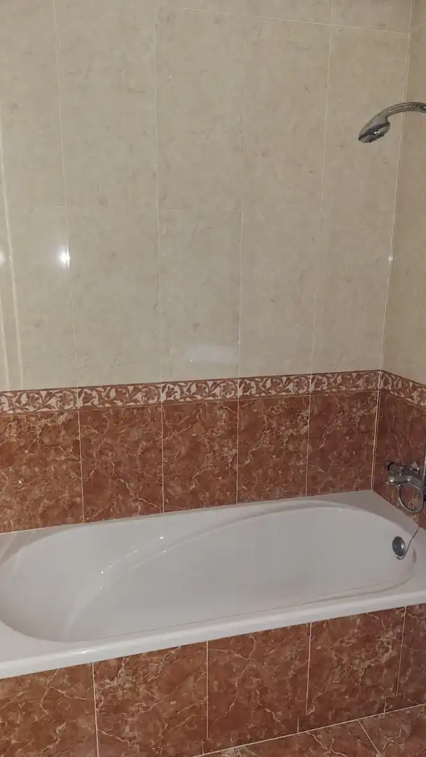 Baño de Piso en venta en Ponferrada con Calefacción, Parquet y Trastero