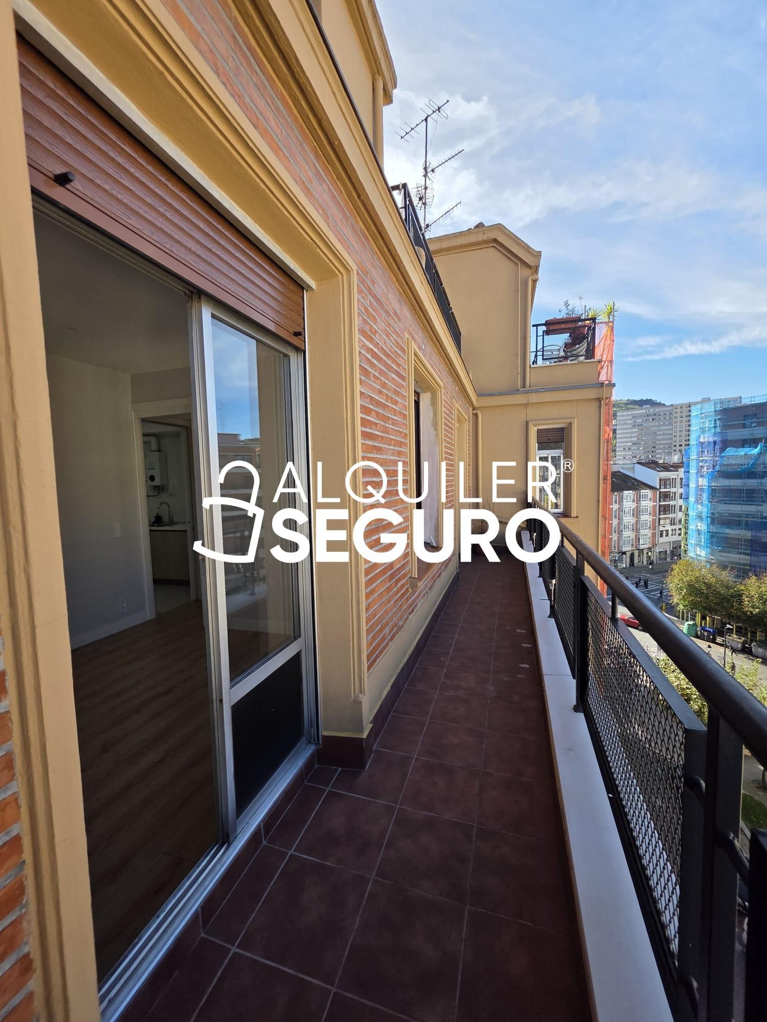Exterior view of Flat to rent in Bilbao   with Heating and Terrace