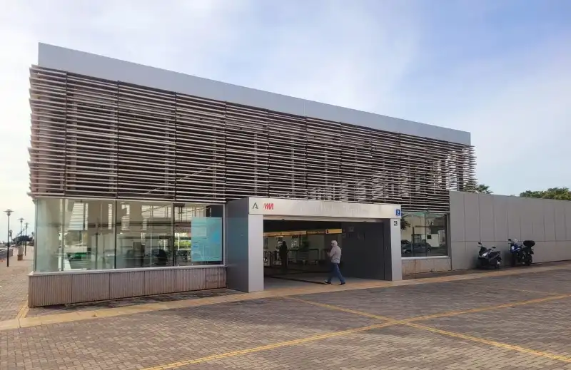 Piso en venta en Calle la Unión Mercantil, 31, Martín Carpena - Torre del Río