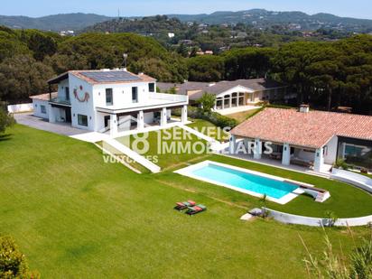 Vista exterior de Casa o xalet en venda en Sant Andreu de Llavaneres amb Aire condicionat, Calefacció i Jardí privat