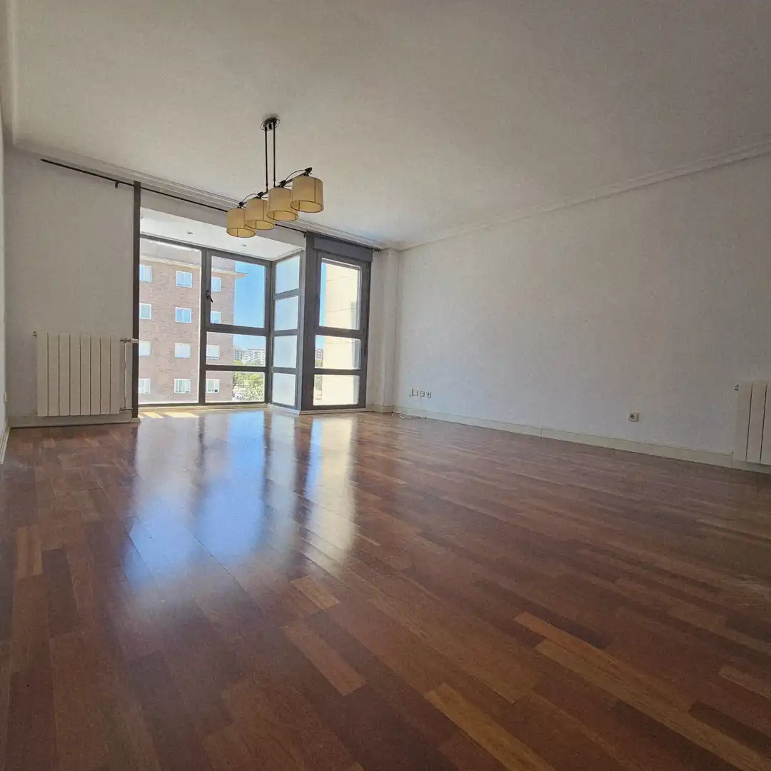 Living room of Flat for rent in Madrid  with Air Conditioner, Heating and Terrace
