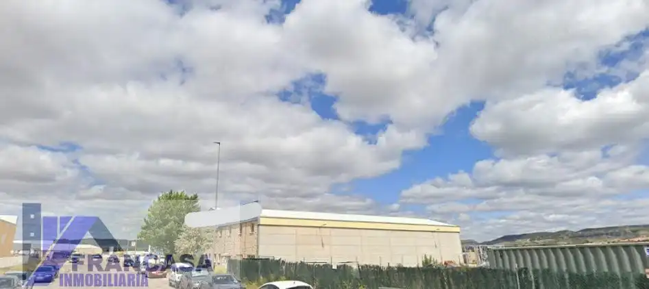 Industriegebäude zum Verkauf in Reyes Católicos - Paseo San Antonio