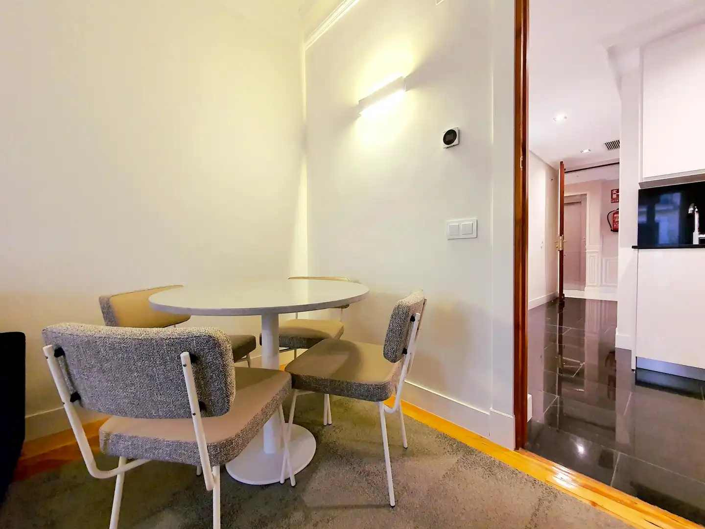 Flat for rent in N/A, Cortes - Huertas