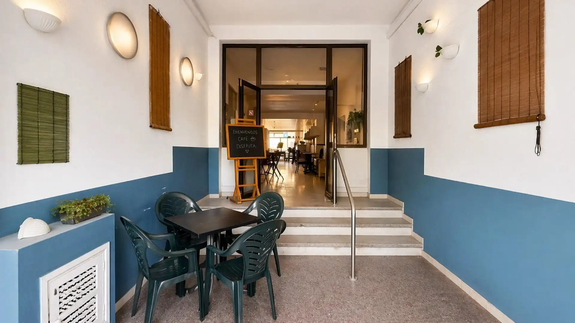 Local comercial en venta en Avenida Salvador Dalí i Domènech, imagen 2