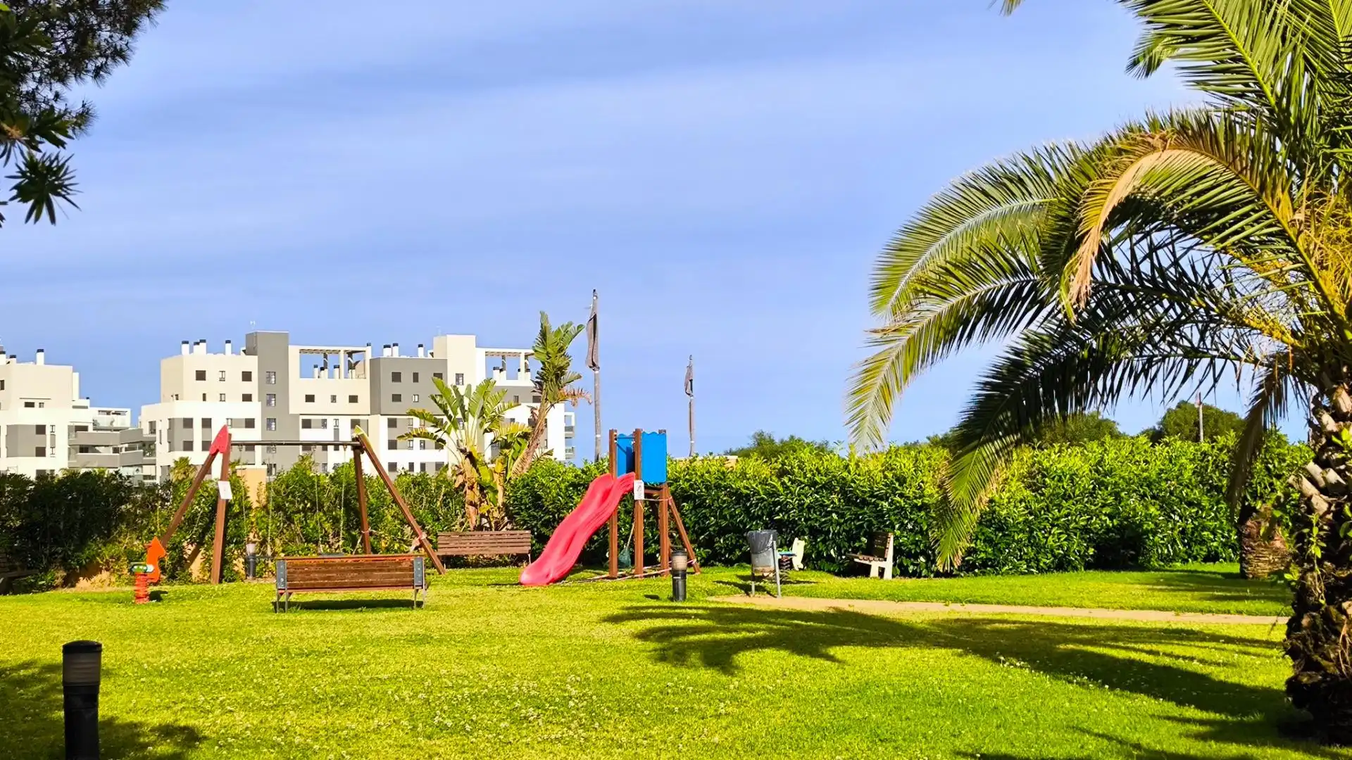 Jardín de Apartamento de alquiler en Ayamonte con Terraza, Amueblado y Piscina comunitaria