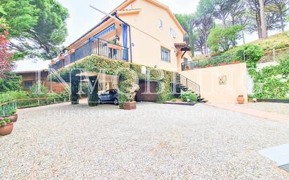 Jardí de Casa o xalet en venda en Argentona amb Aire condicionat i Terrassa