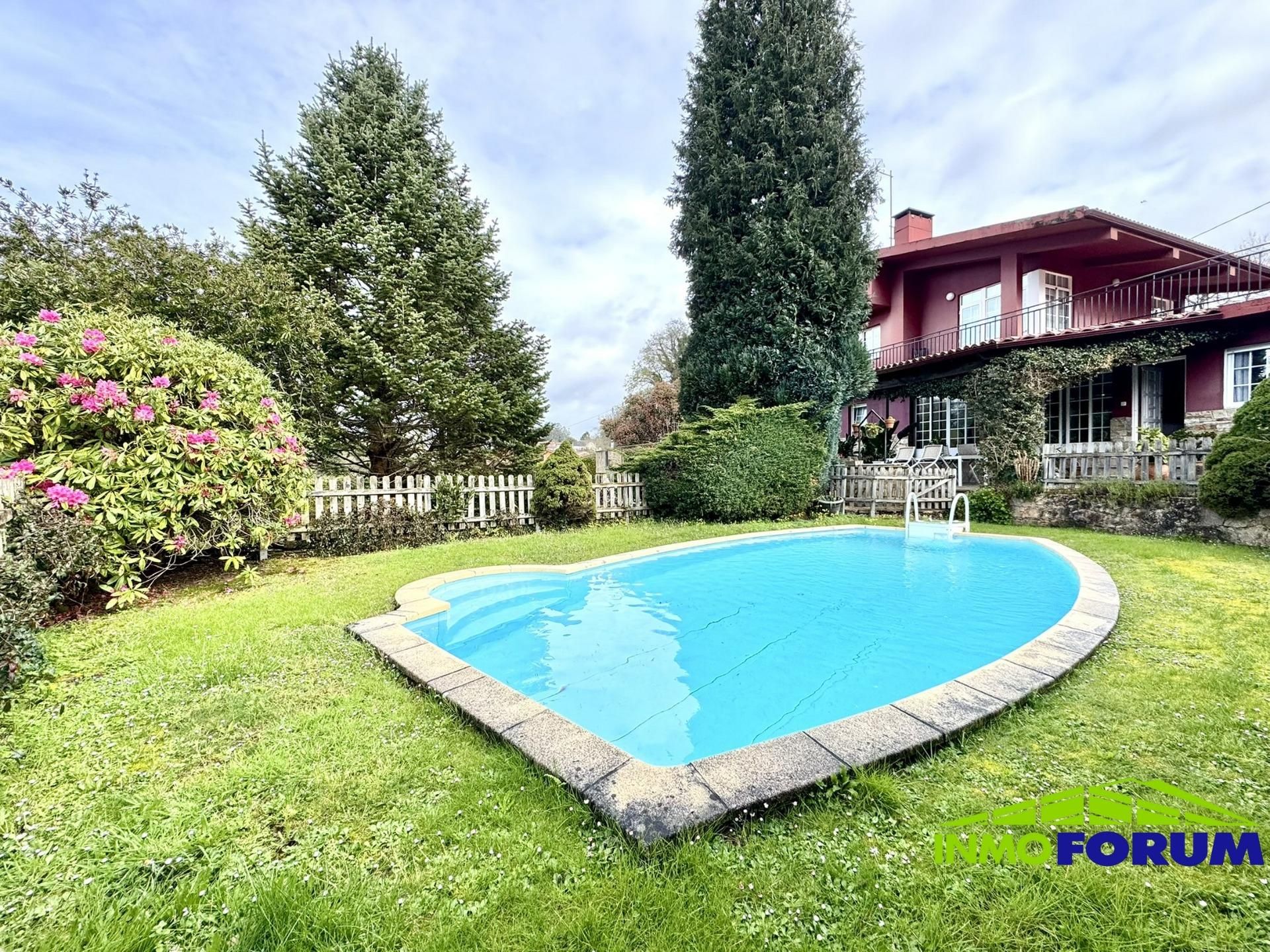 Swimming pool of House or chalet for sale in Oleiros  with Heating, Private garden and Terrace