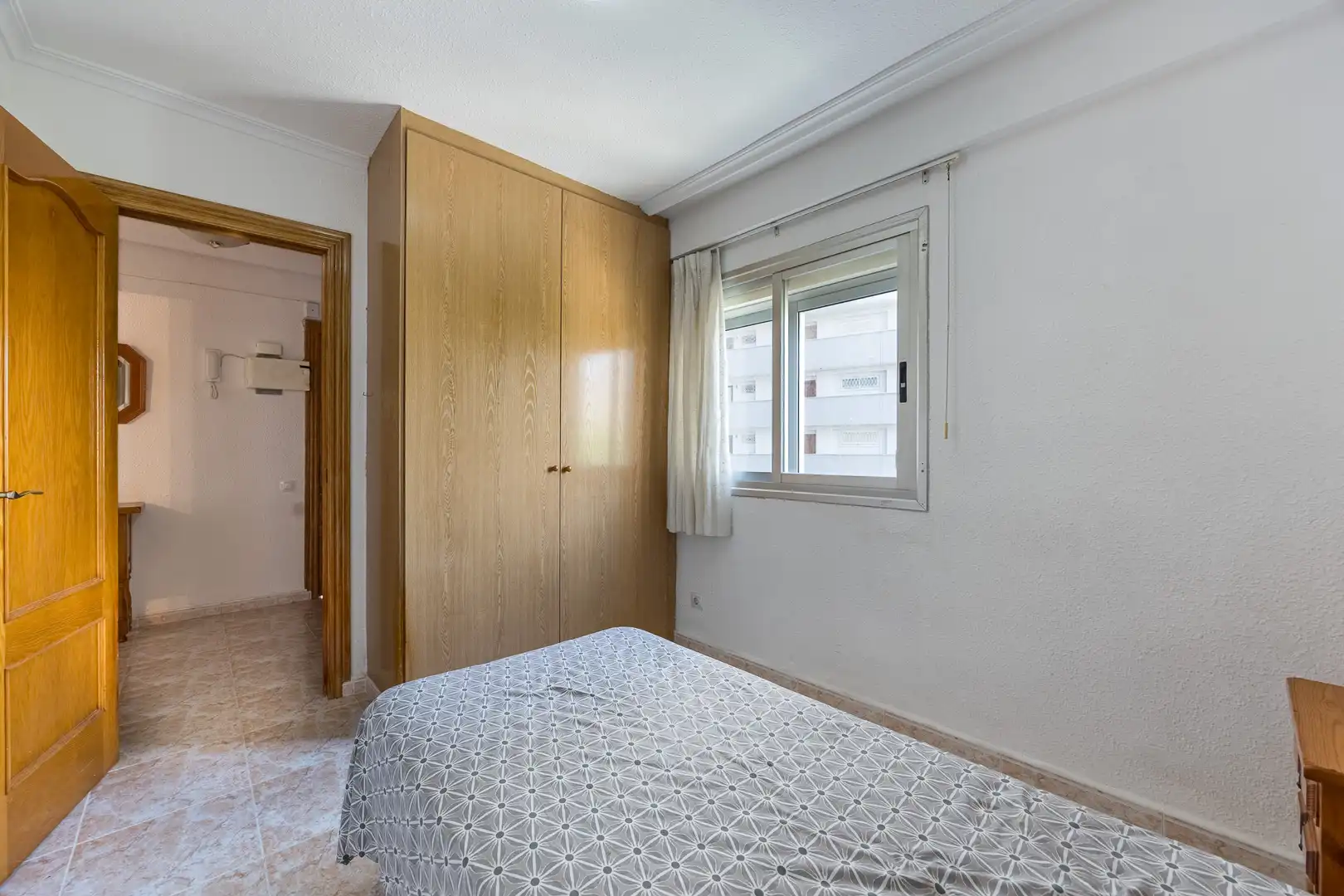 Bedroom of Apartments for sale in Benidorm  with Swimming Pool, Furnished and Community pool