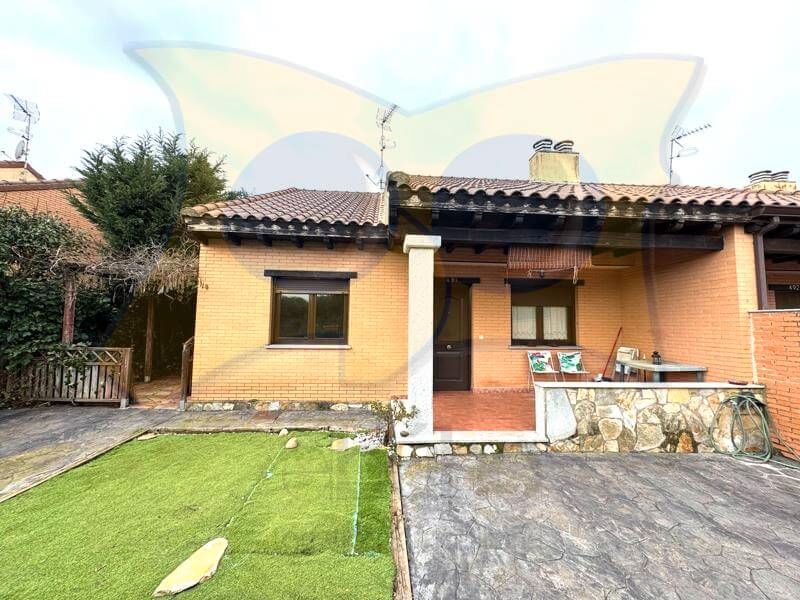 Jardí de Casa o xalet en venda en Galindo y Perahuy amb Calefacció, Jardí privat i Terrassa
