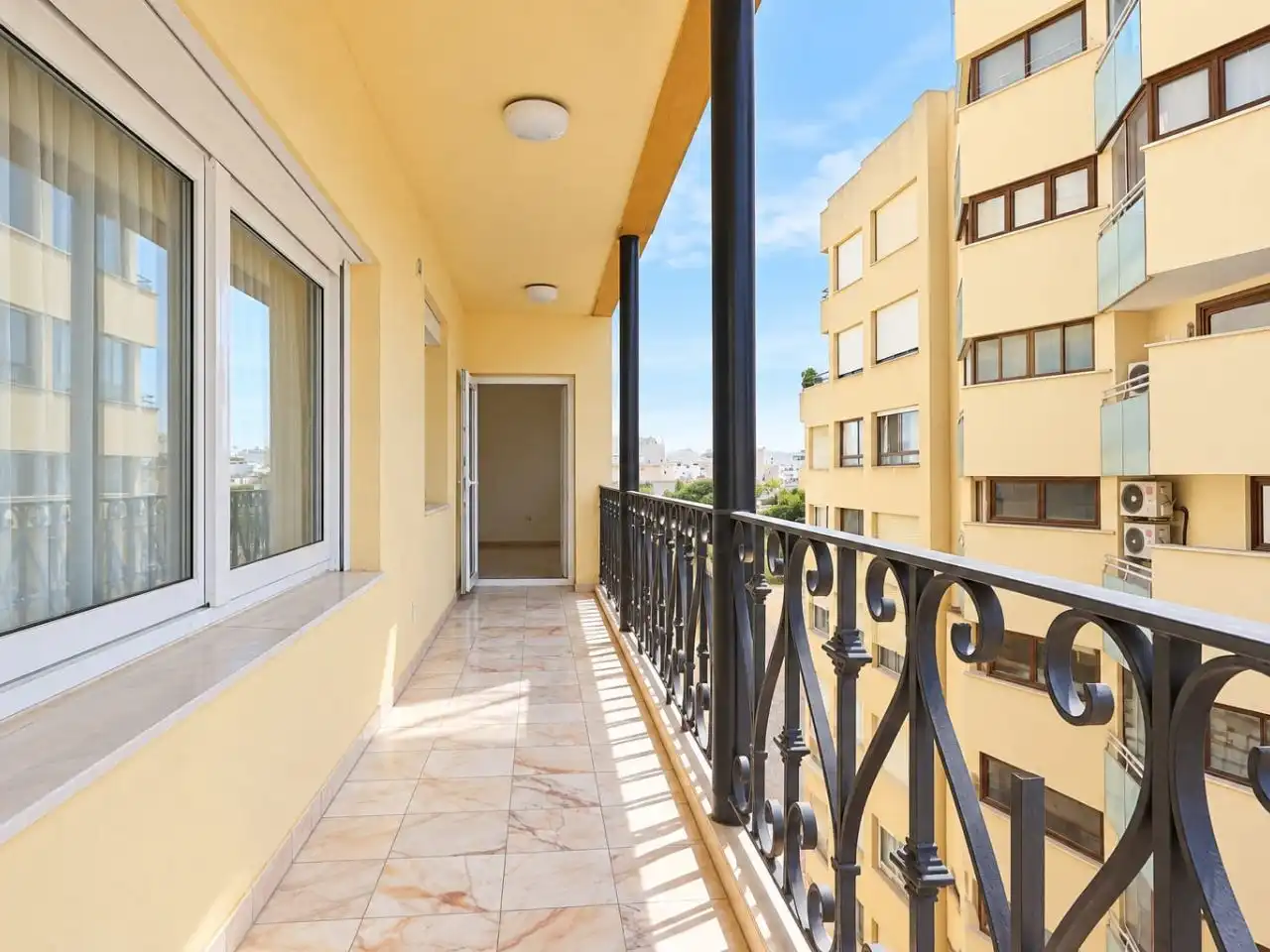 Balcony of Flat for sale in Marbella Centro