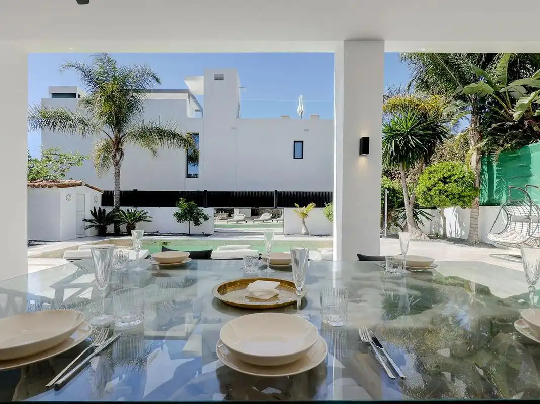Terrasse von Haus oder Chalet zur Miete in Marbella mit Klimaanlage, Privatgarten und Terrasse