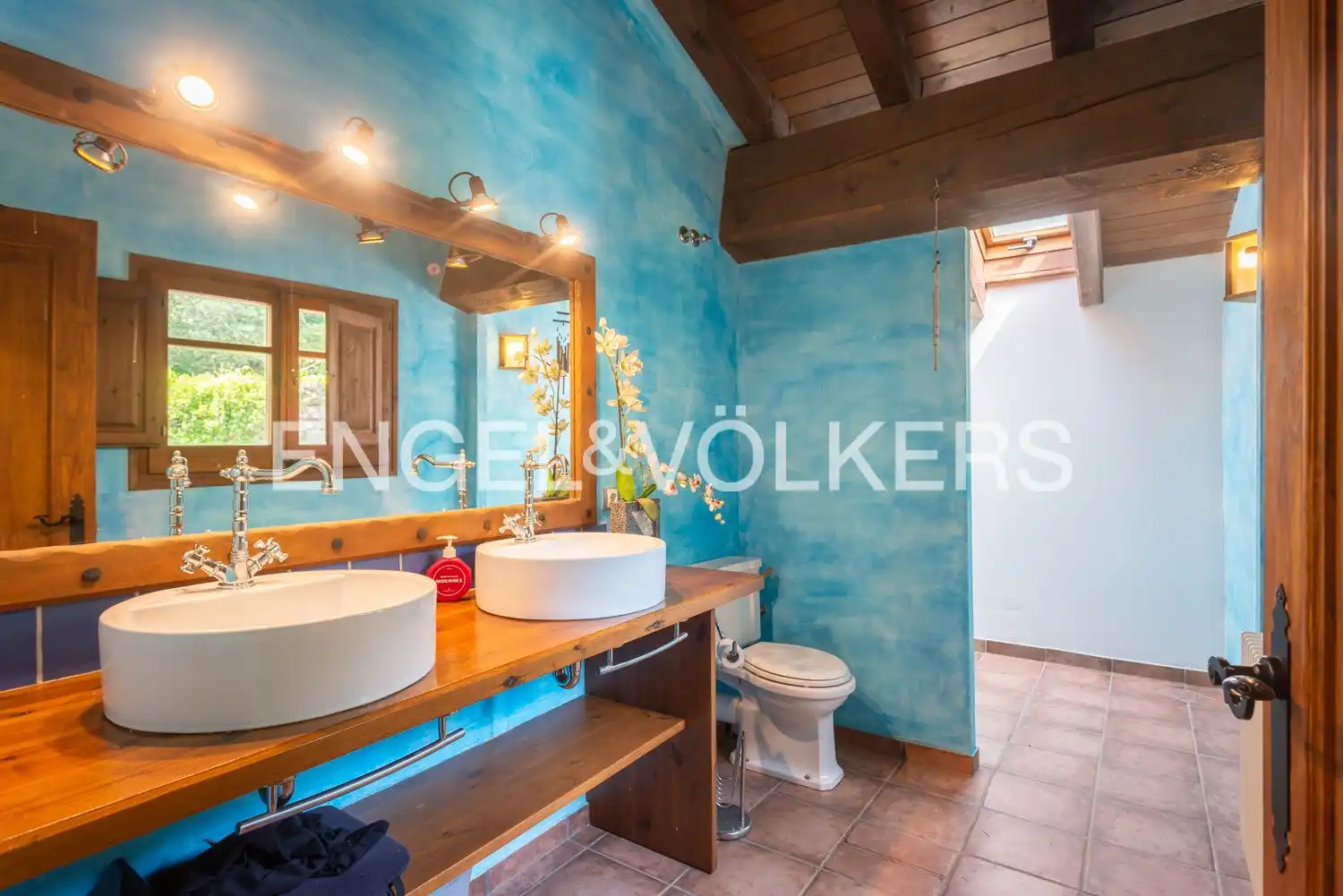 Baño de Casa o chalet en venta en La Vall de Bianya con Calefacción, Jardín privado y Terraza