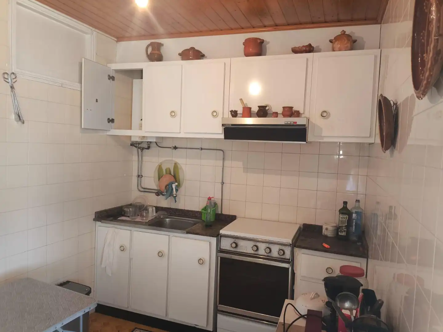 Cuina de Casa o xalet en venda en Malpica de Bergantiños amb Terrassa, Traster i Moblat