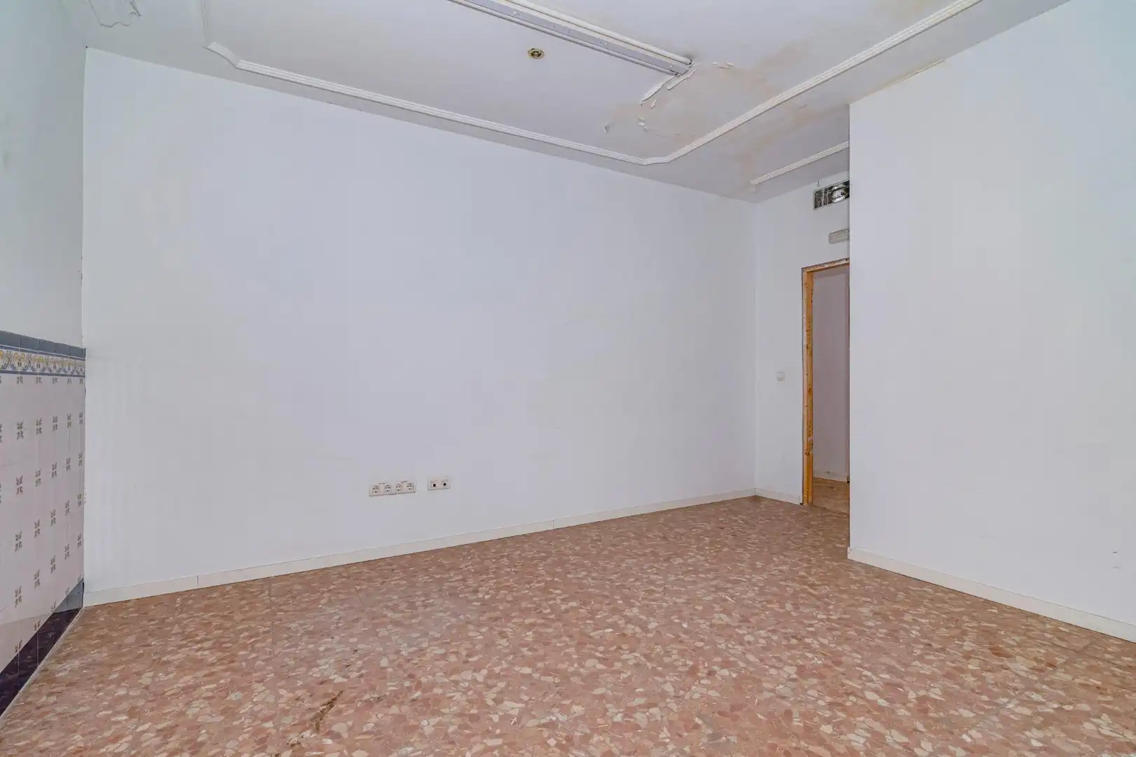 Haus oder Chalet zum Verkauf in Granada mit Terrasse und Balkon