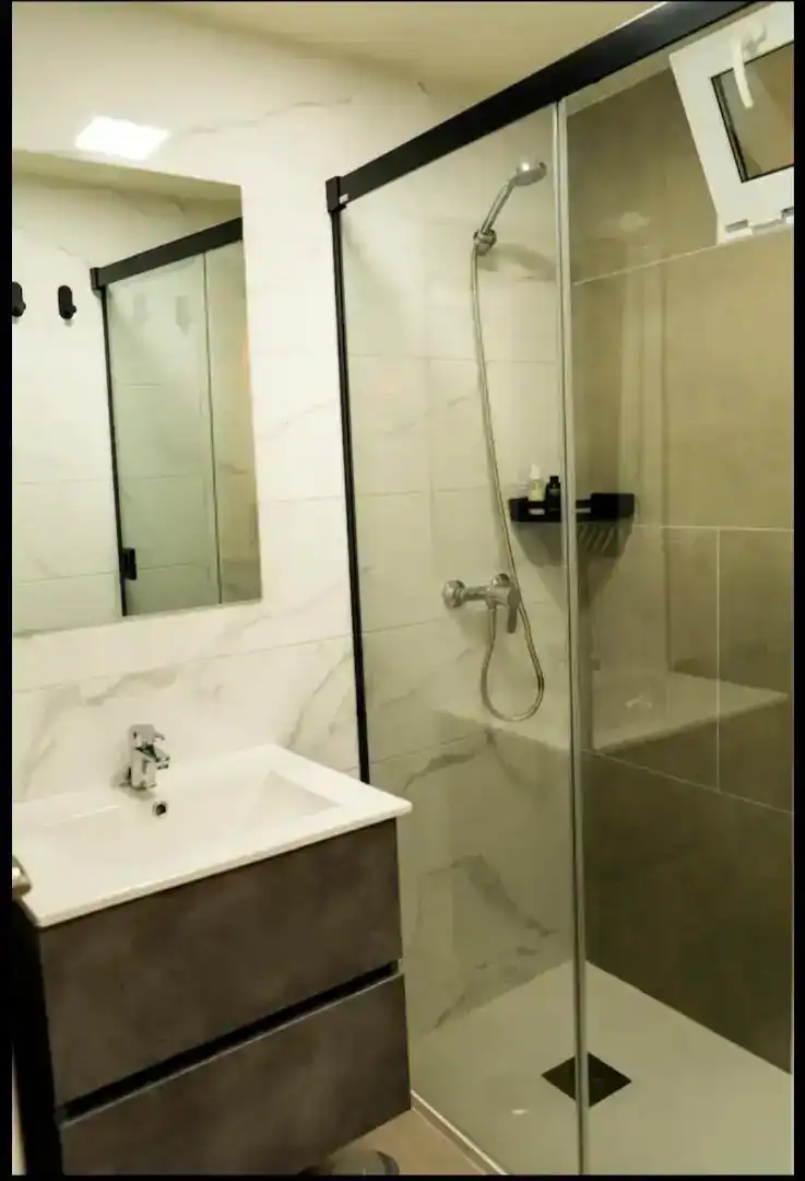 Baño de Casa adosada en venta en Málaga con Aire acondicionado, Parquet y Amueblado