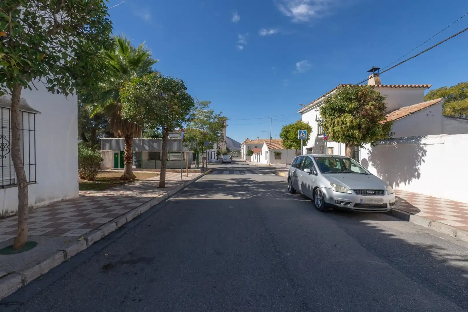 Vista exterior de Casa o chalet en venta en Albolote con Terraza y Balcón
