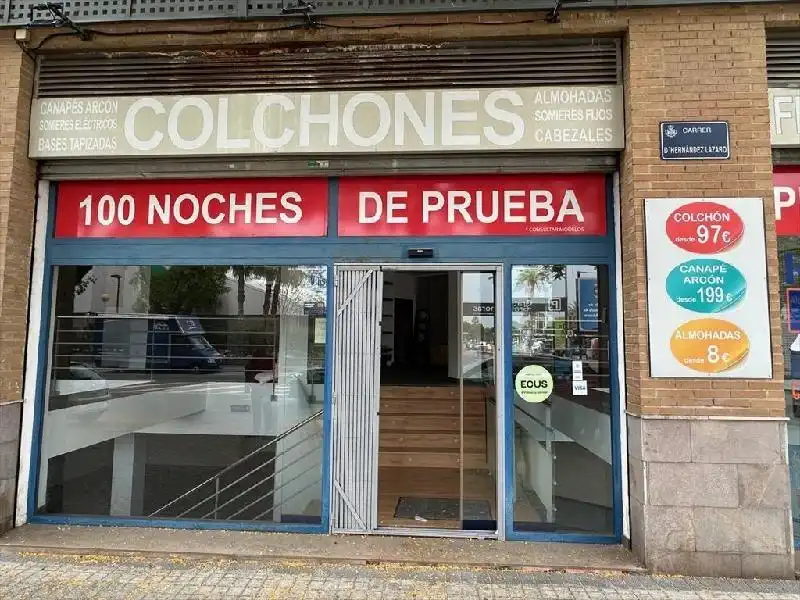 Local en venta en Valencia con Aire acondicionado