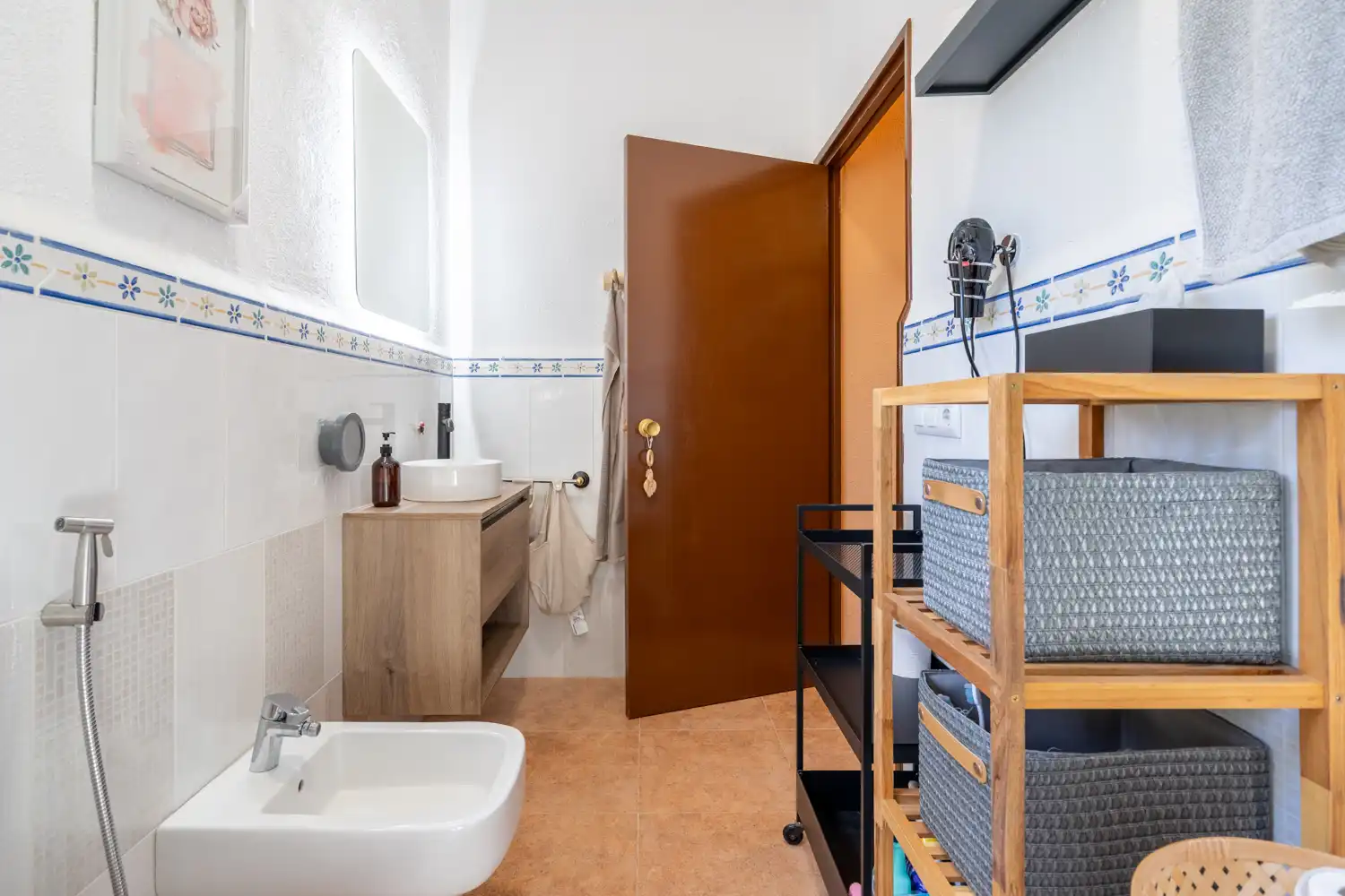 Bany de Casa o xalet en venda en Tortosa amb Jardí privat, Moblat i Rentadora