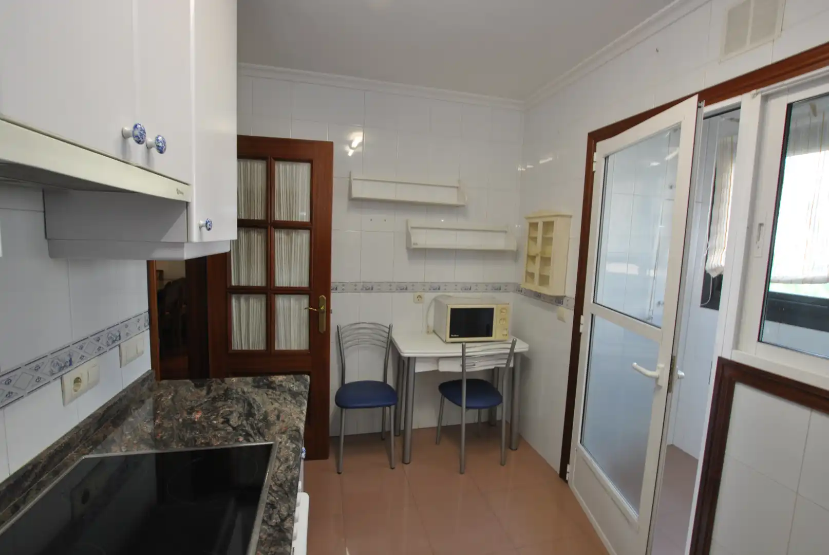 Kitchen of Flat for sale in Vigo   with Heating, Private garden and Parquet flooring