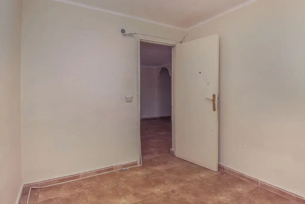 Flat for sale in Av Montsant, Sant Salvador