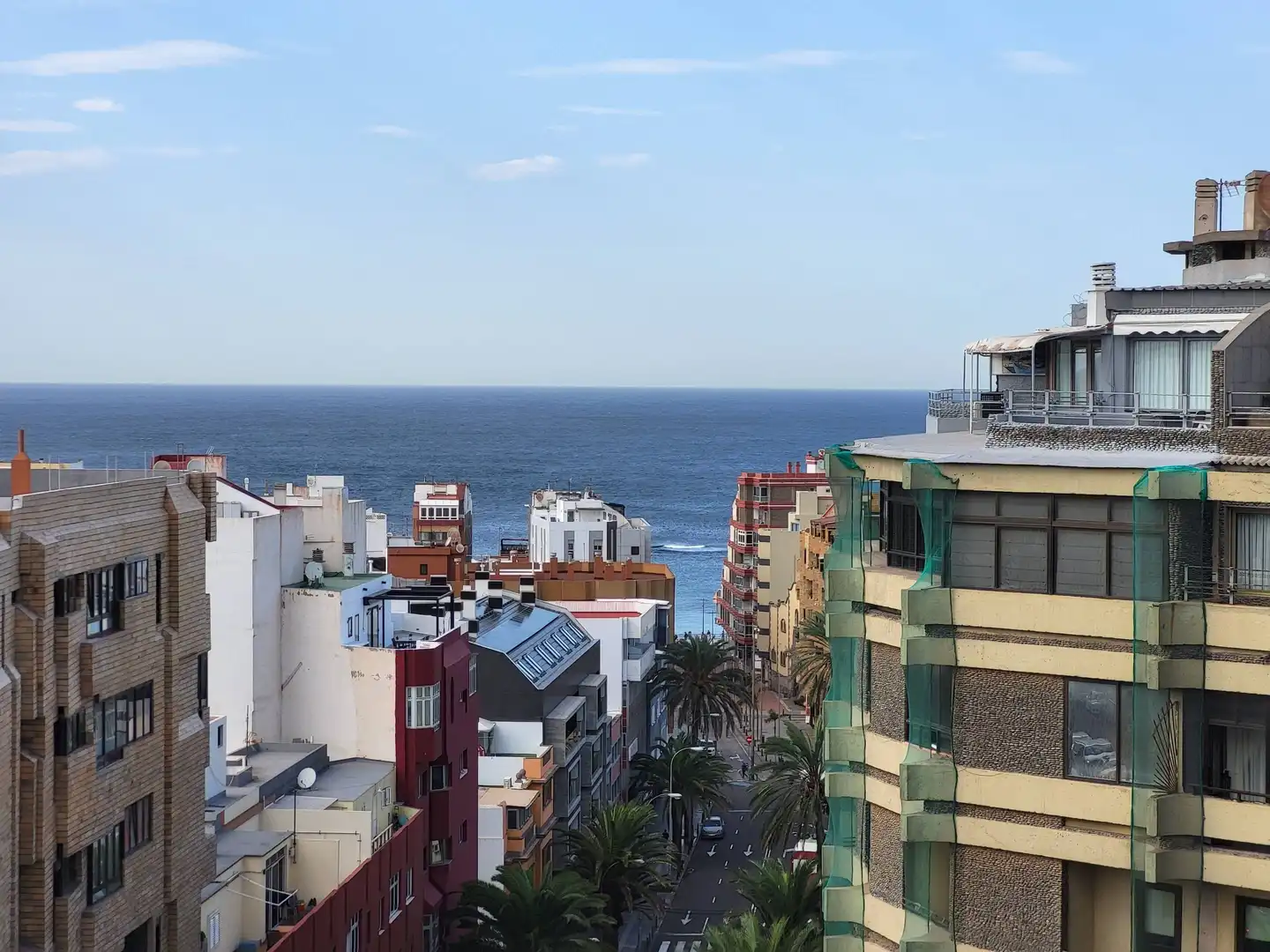Vista exterior de Ático en venta en Las Palmas de Gran Canaria con Terraza y Trastero