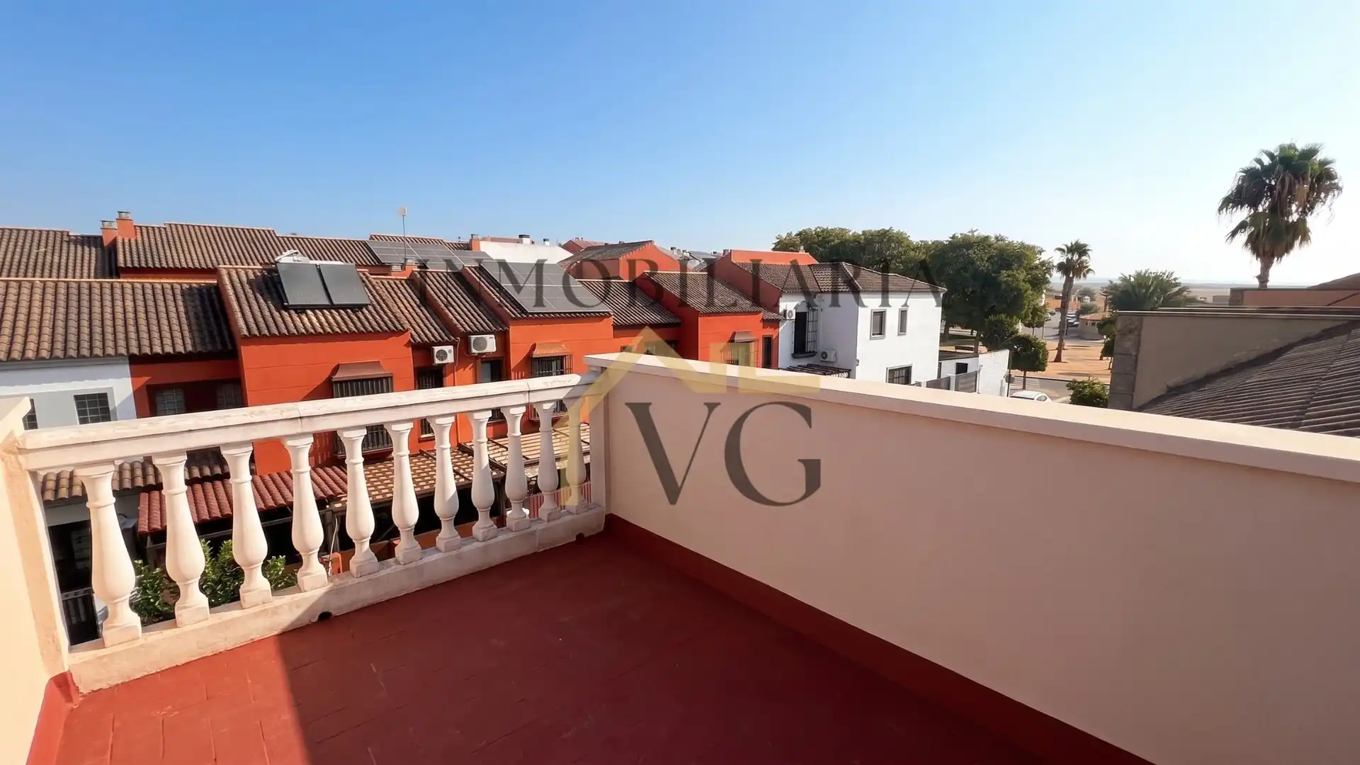 Terrassa de Casa adosada en venda en Guillena amb Calefacció, Terrassa i Traster