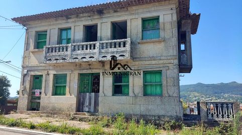 Casa tradicional de mampostería para rehabilitar en Nigrán