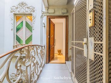 Appartement compact avec ascenseur à vendre à Carrer d'Enric Granados