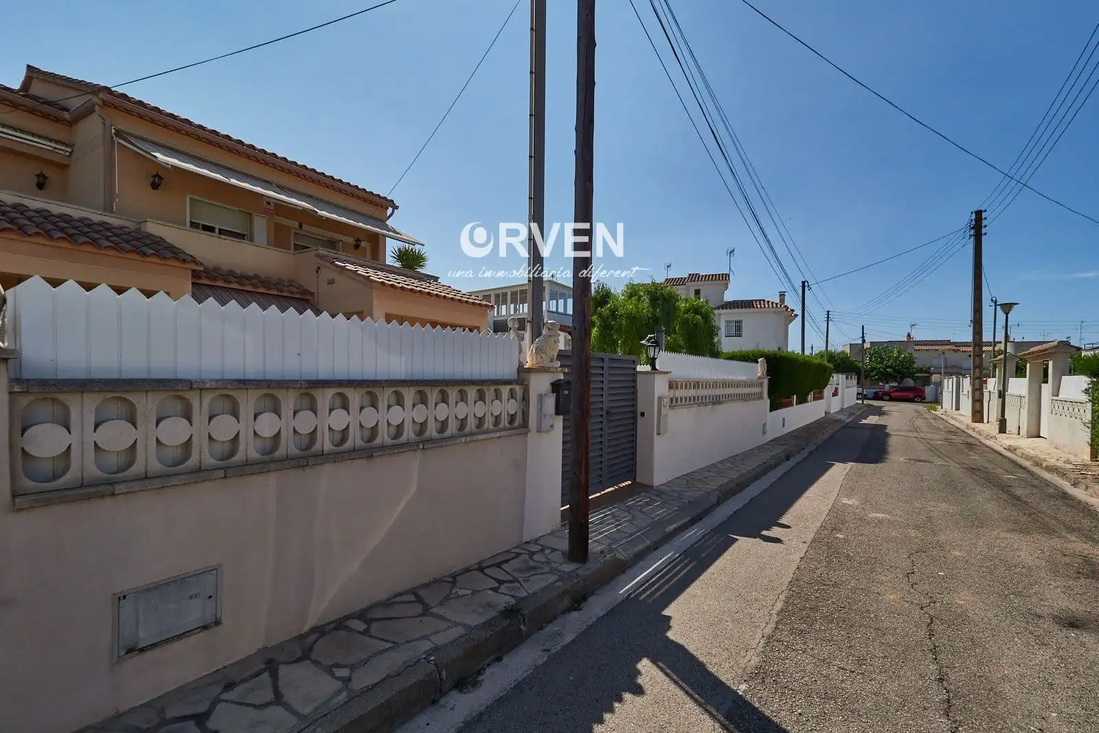 Vista exterior de Casa o xalet en venda en Creixell amb Aire condicionat, Calefacció i Terrassa