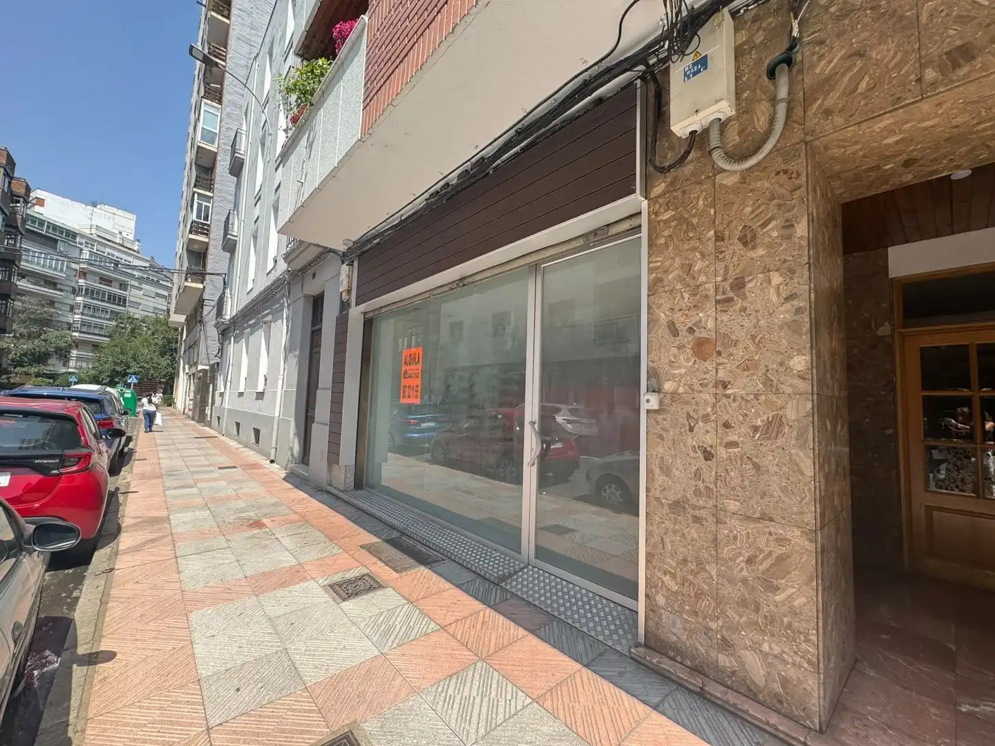 Local comercial en alquiler en Calle Juan Madrazo 20 Izq 24002 Leon