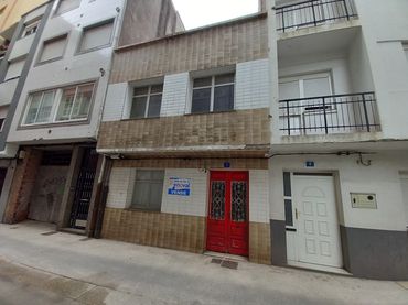 Casa bifamiliare in vendita a Santa Uxía de Ribeira