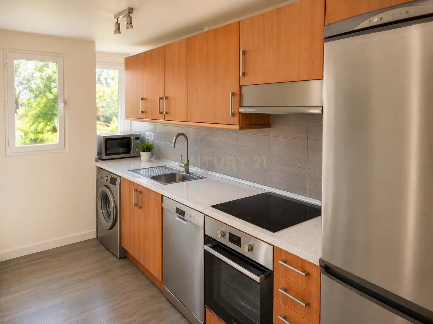 Cocina de Dúplex en venta en Marbella con Aire acondicionado, Jardín privado y Trastero