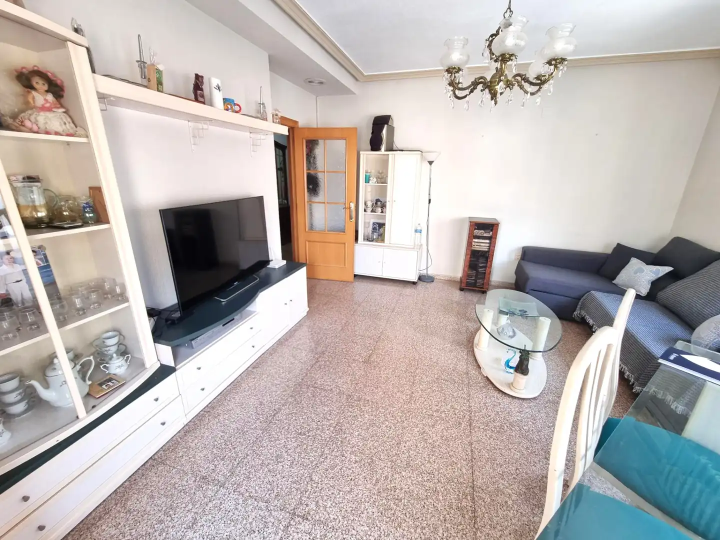 Sala d'estar de Pis en venda en Elche / Elx amb Aire condicionat, Moblat i Balcó