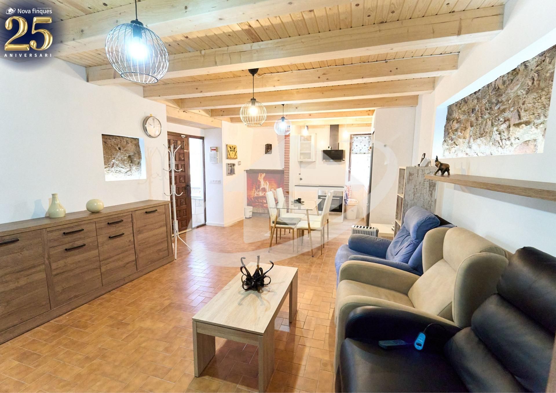 Living room of House or chalet for sale in Castellar del Vallès  with Terrace, Balcony and Alarm