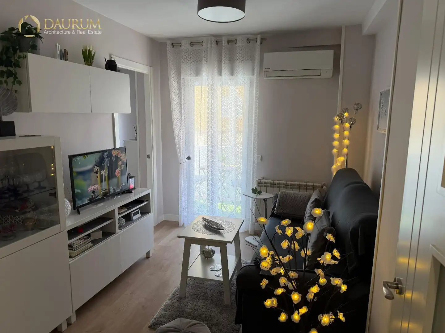 Living room of Flat for sale in Getafe  with Air Conditioner, Heating and Terrace