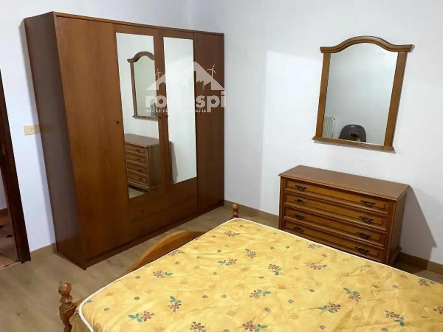 Schlafzimmer von Wohnung zur Miete in Arbo mit Heizung, Abstellraum und Möbliert