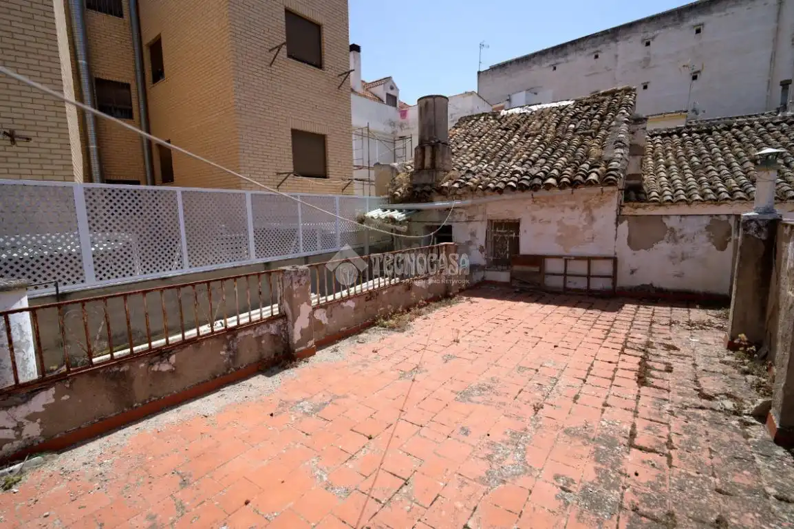 Terrasse von Einfamilien-Reihenhaus zum Verkauf in Linares